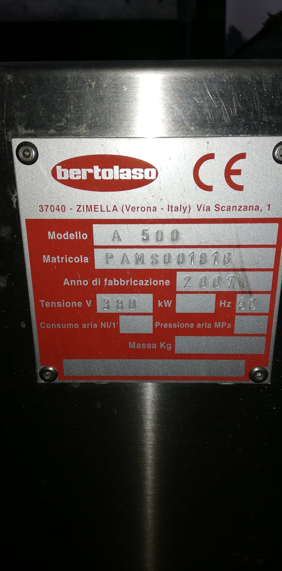 Bertolaso air-blown cork feeder