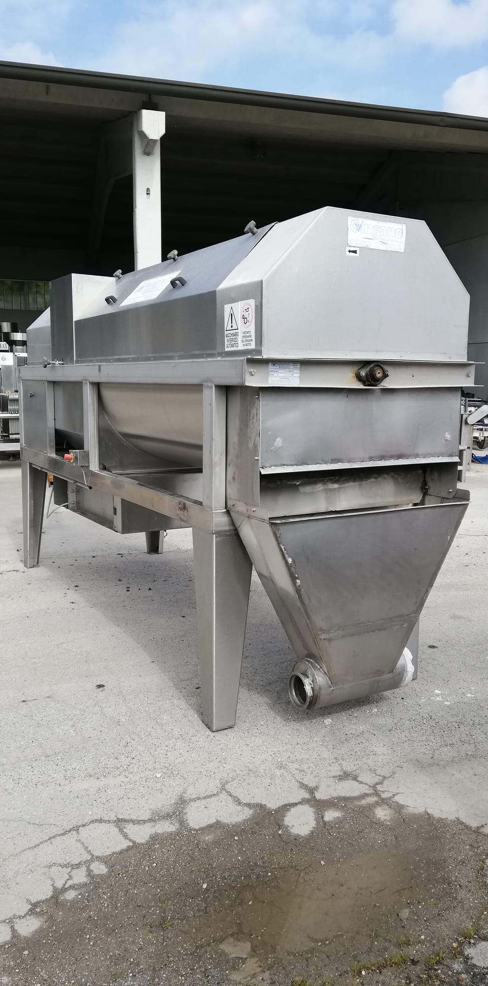 Cingano destemmer-crusher, approx. 35 t/h