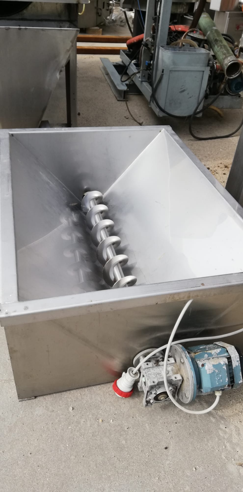 Cingano destemmer-crusher, approx. 35 t/h