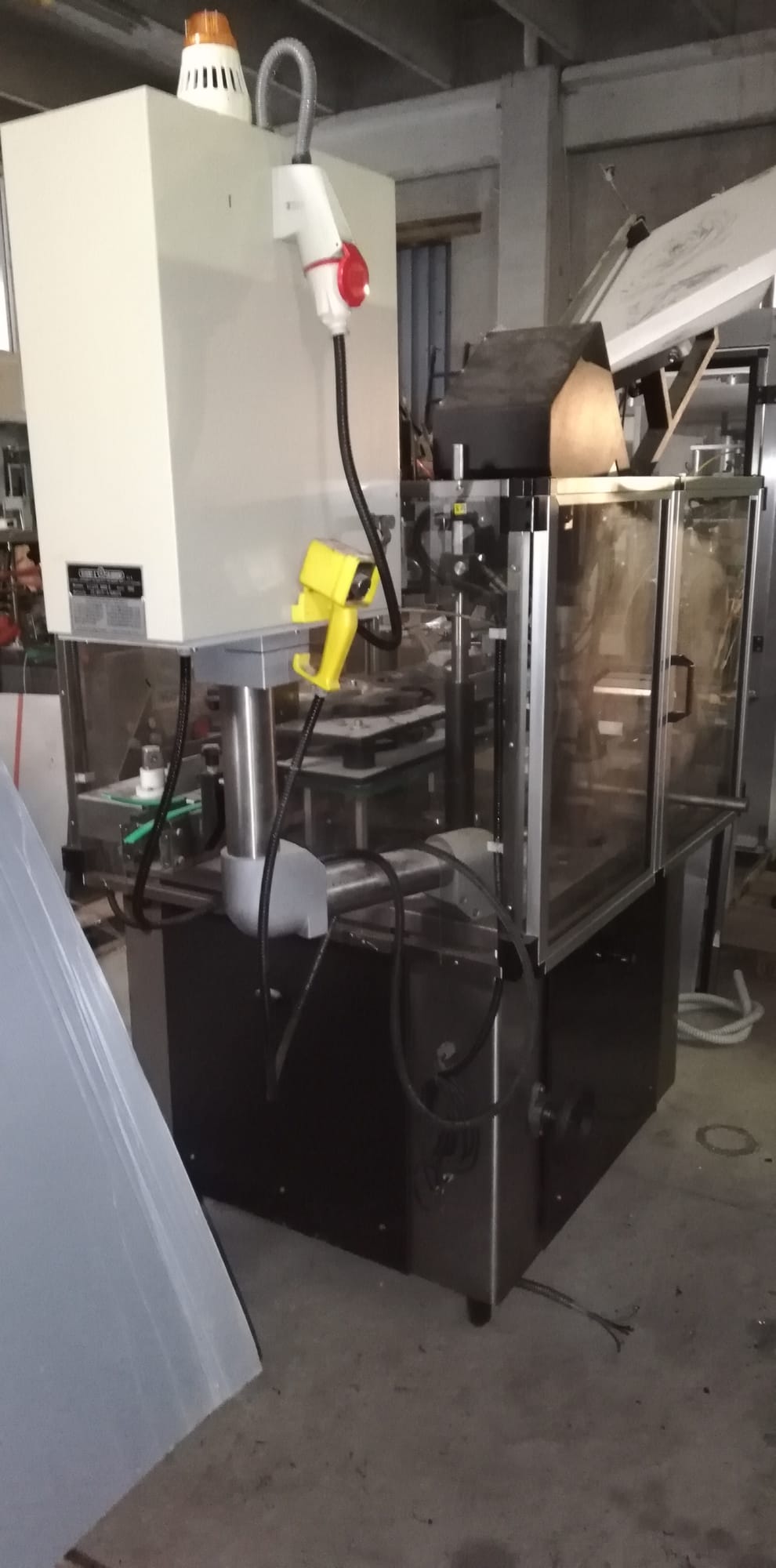 Robino & Galandrino Vulcan 3000 G single-head linear capsule dispenser-smoother