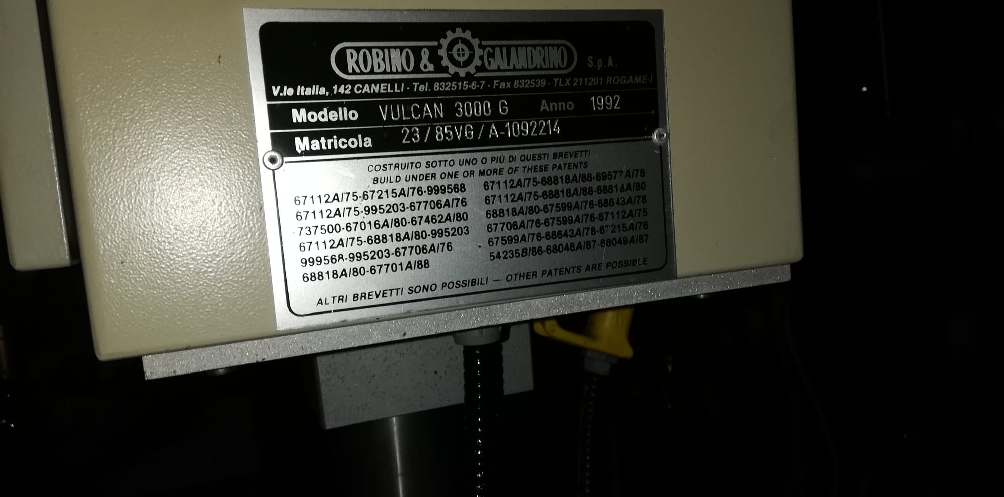 Robino & Galandrino Vulcan 3000 G single-head linear capsule dispenser-smoother