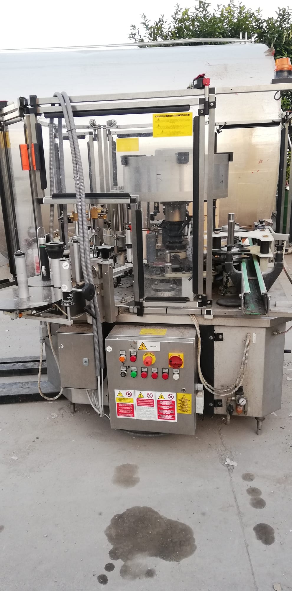 Cavagnino & Gatti CG80 5-head rotary labeller