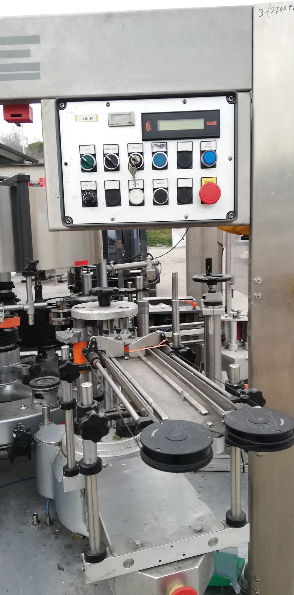 Kosme 9-head rotary labeller