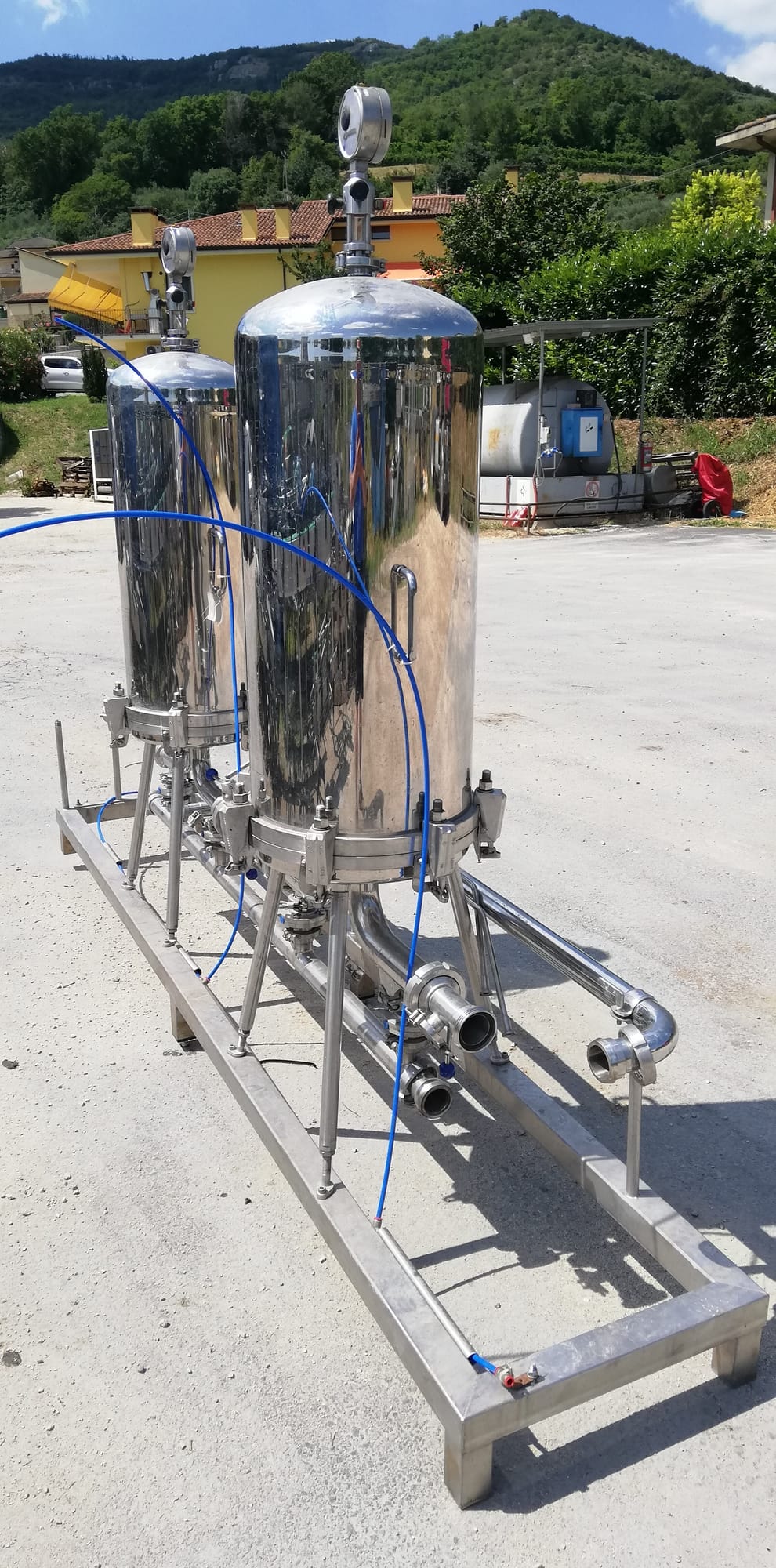 Millipor microfiltration system
