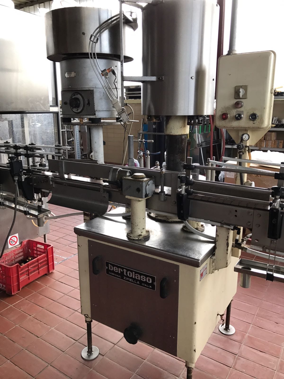 Bertolaso Sigma 103 3-head screw capper
